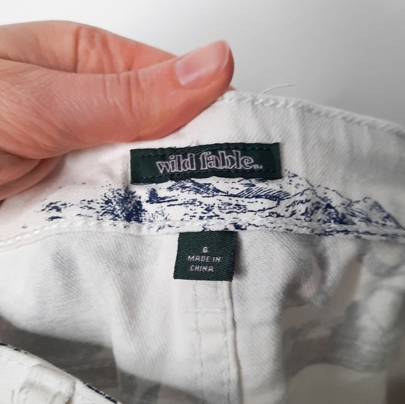 Wild Fable White Toile Desert Print Skinny Button Fly Raw Hem Jeans 6 - Picture 4 of 6